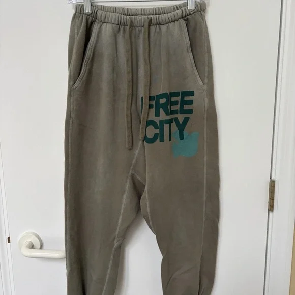 FREECITY Large Sunfades Pocket Sweatpants-Shrooms XS-S oversized $298 - Picture 1 of 7